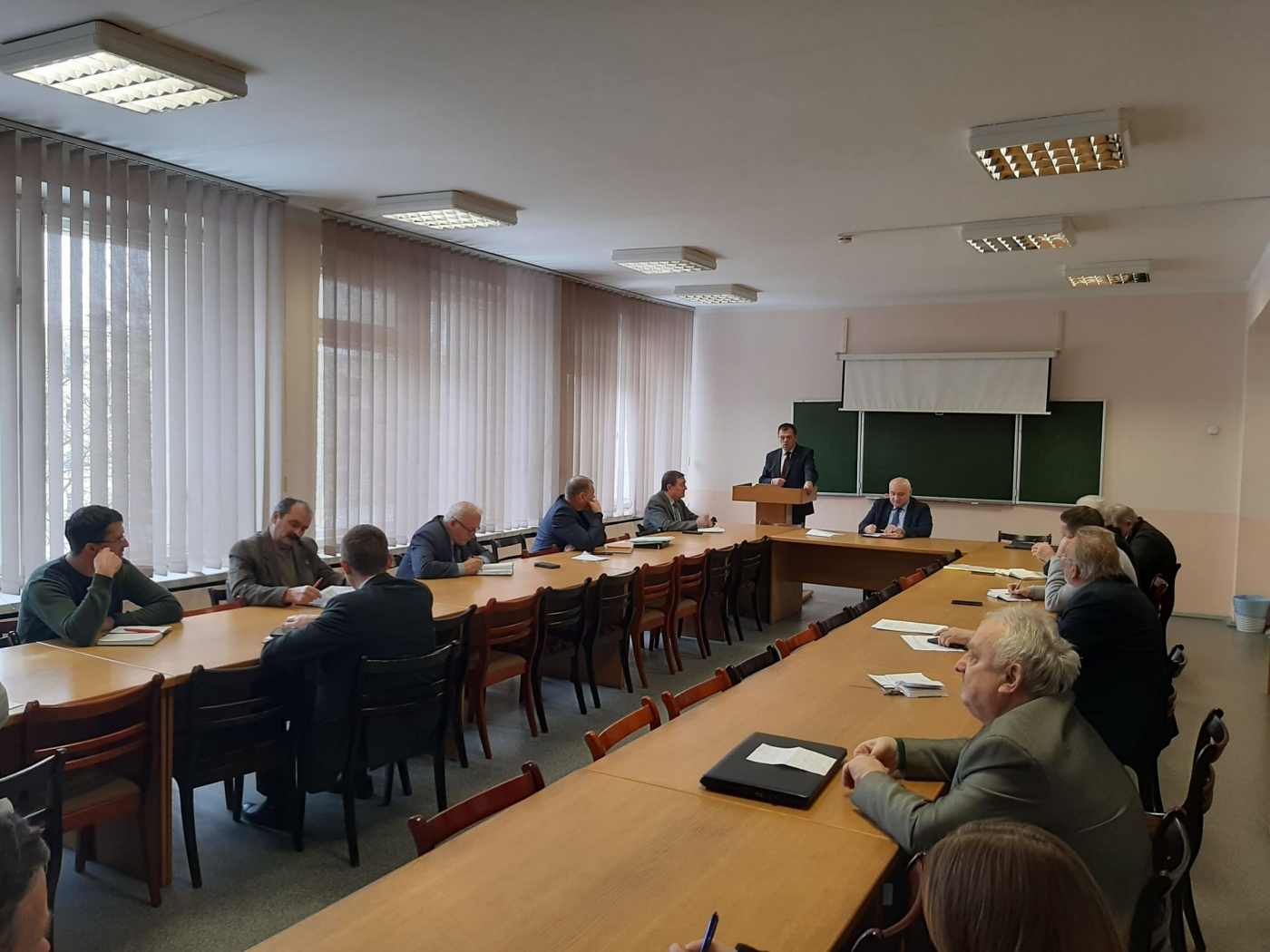 Встреча проректора БНТУ В. А. Алексеенко с трудовым коллективом автотракторного факультета